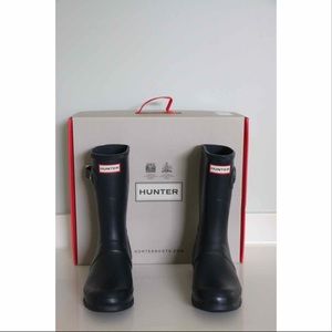Hunter Short Boots Navy Size 9 Brand New